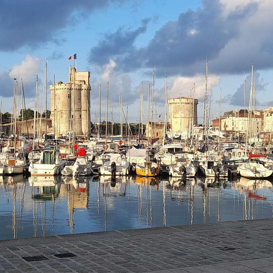 Un Hotel En Ville La Rochelle  Dış mekan fotoğraf